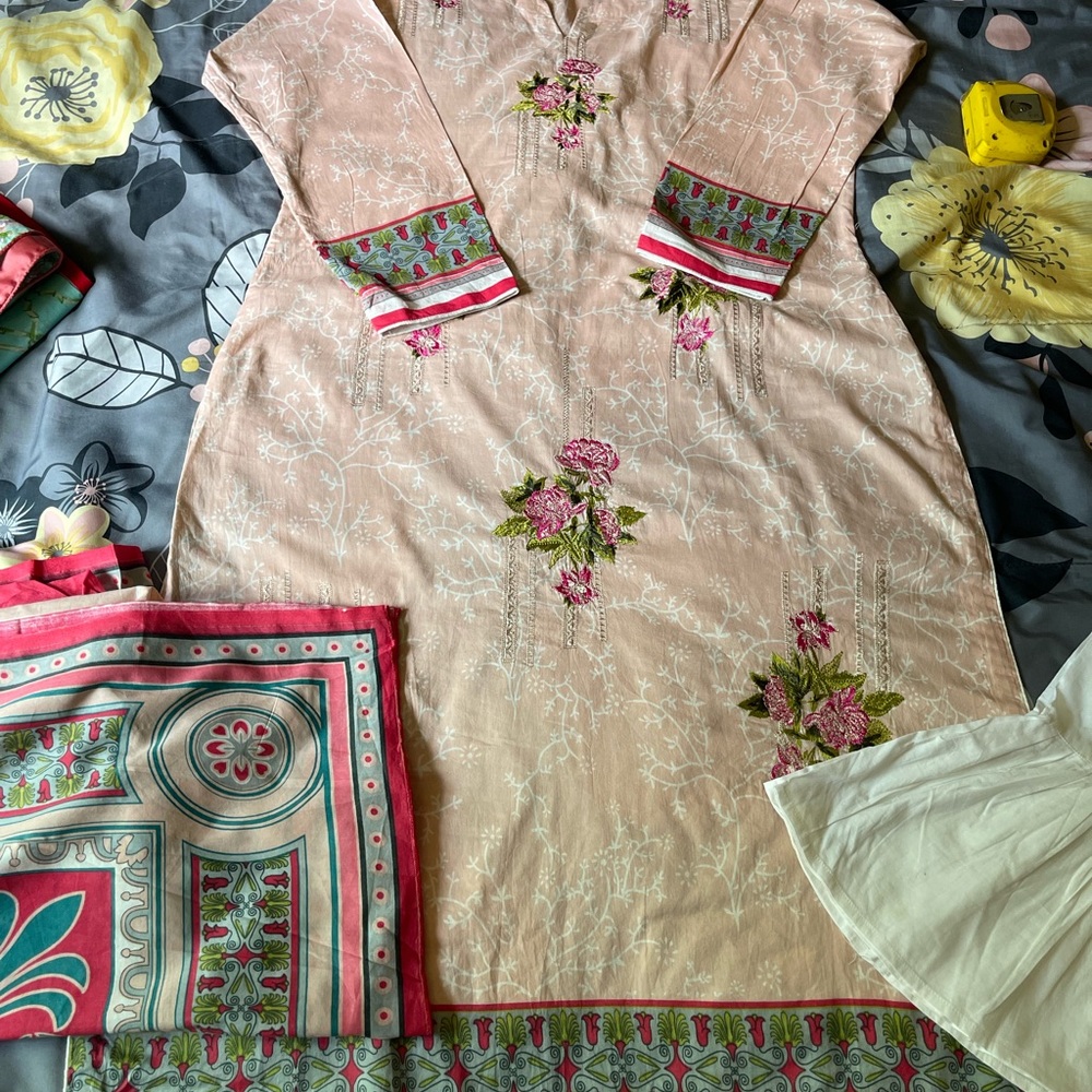 Nishat linen lawn Salwar Kameez bust 42